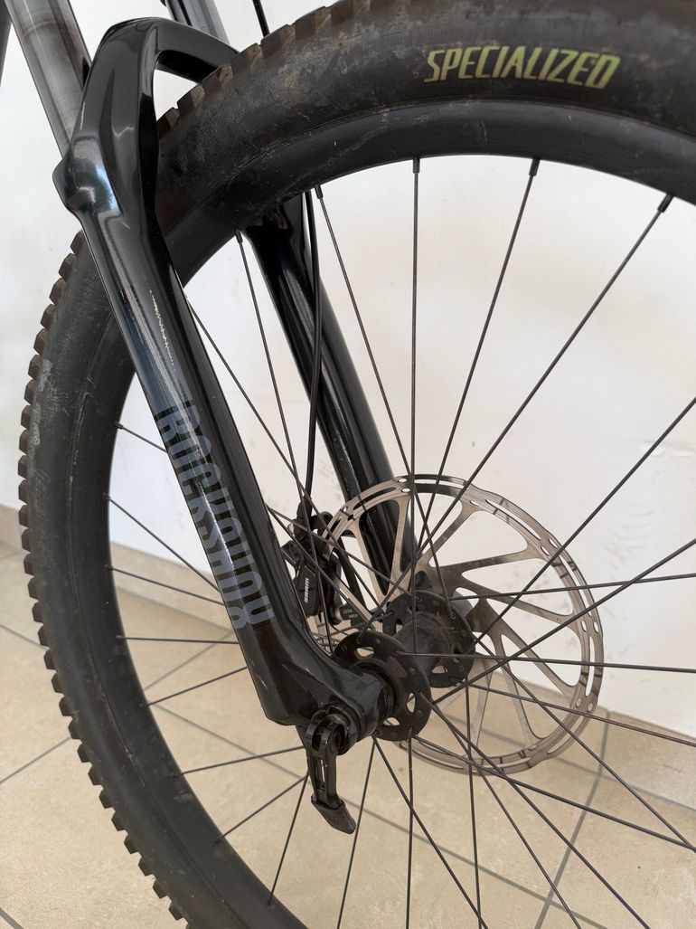 Used Specialized Turbo Levo 3 Comp Carbon 2022 2022 Mountainbike, Black, 29, 27.5 — image 10 of 11