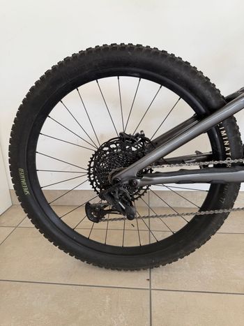 Used Specialized Turbo Levo 3 Comp Carbon 2022 2022 Mountainbike, Black, 29, 27.5 — image 7 of 11