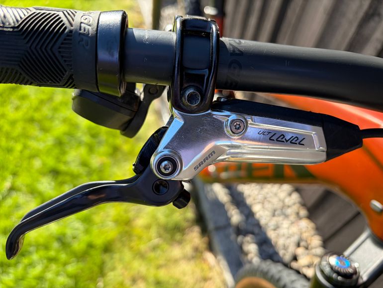 Used Trek Top Fuel 9.9 XX AXS T-Type 2024 2024 Mountainbike — image 6 of 7