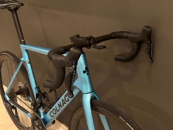 Used Colnago V4 Shimano Ultegra Di2 2025 2025 Road & Gravel, Blue — image 4 of 5