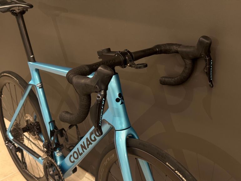 Used Colnago V4 Shimano Ultegra Di2 2025 2025 Road & Gravel, Blue — image 4 of 5