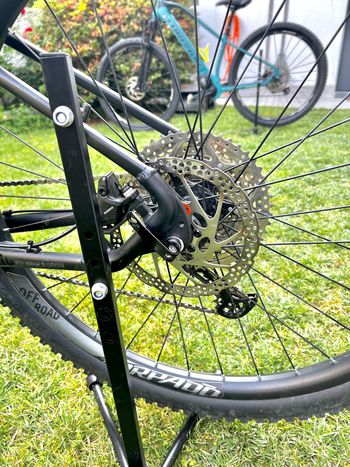 Used Torpado Torpado Custom Shimano Deore 2023 Mountainbike, Black — image 10 of 10