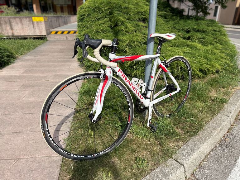 Used Pinnarello Pinnarello Custom Campagnolo Super Record 2014 Road & Gravel — image 2 of 14