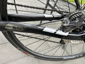 Used Trek Domane S 5 Disc 2017 2017 Road & Gravel, Black — image 16 of 31