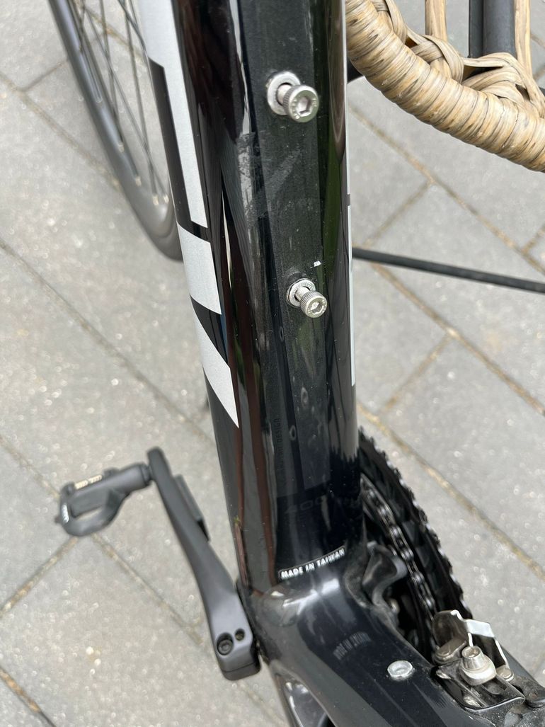 Used Trek Domane S 5 Disc 2017 2017 Road & Gravel, Black — image 12 of 31