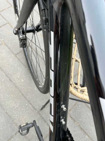 Used Trek Domane S 5 Disc 2017 2017 Road & Gravel, Black — image 11 of 31