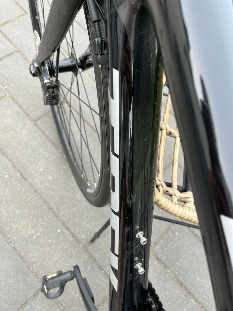 Used Trek Domane S 5 Disc 2017 2017 Road & Gravel, Black — image 11 of 31