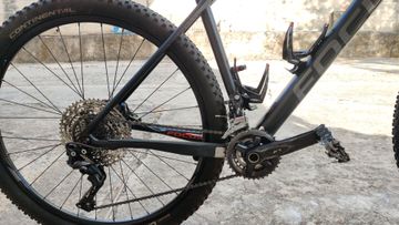 Używany Focus RAVEN 8.7 2019 2019 Mountainbike — zdjęcie 7 z 9