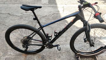 Używany Focus RAVEN 8.7 2019 2019 Mountainbike — zdjęcie 6 z 9