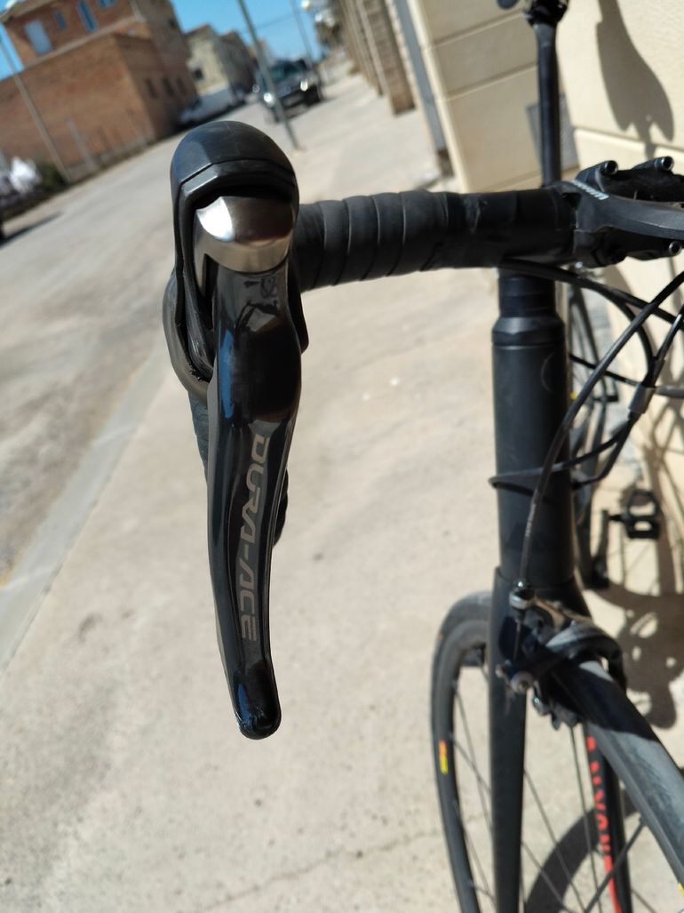 Used Canyon Canyon Ultimate CF SLX 2016 Road & Gravel — image 5 of 17