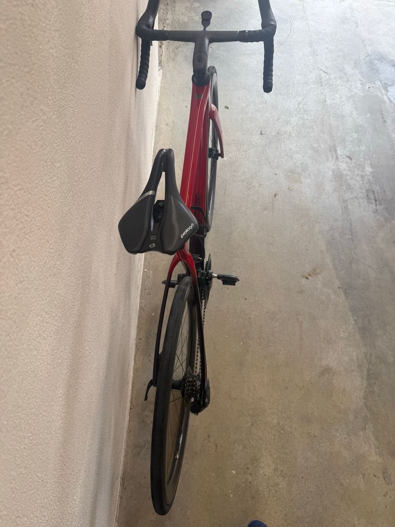 Used Merida SCULTURA 9000 2025 2025 Road & Gravel, Red — image 5 of 7