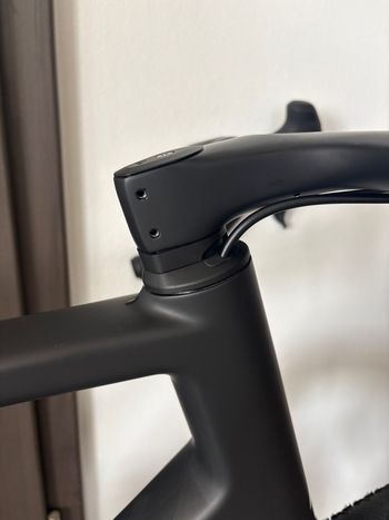 Used Canyon Grail CFR Di2 2024 2024 Road & Gravel, Black — image 10 of 12