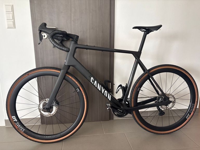 Used Canyon Grail CFR Di2 2024 2024 Road & Gravel, Black — image 1 of 12