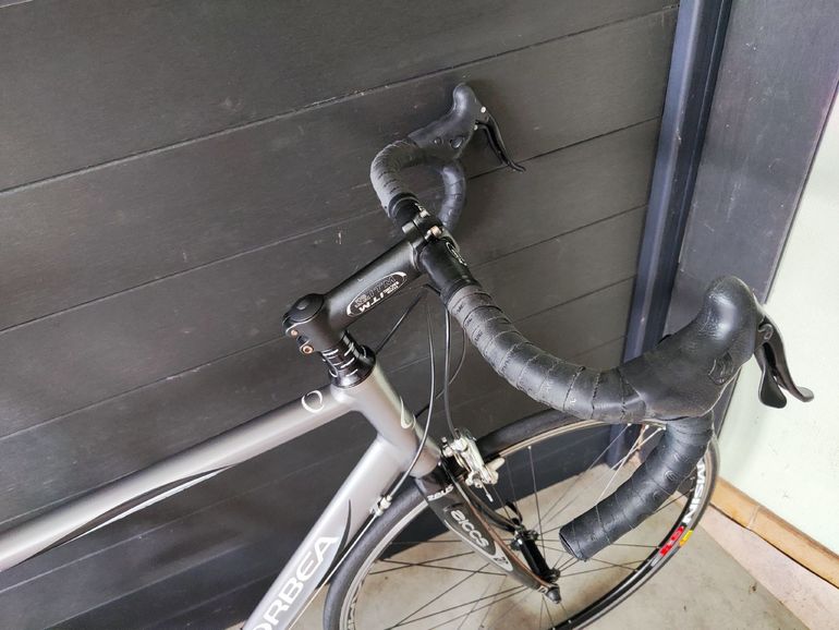 Used Orbea Orbea Custom Other Campagnolo 2014 Road & Gravel, Light Gray — image 8 of 10