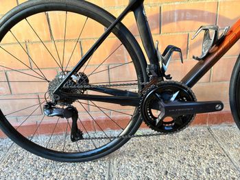 Used Giant TCR Advanced Pro Disc 0 Ultegra Di2 2022 2022 Road & Gravel, Orange — image 4 of 17