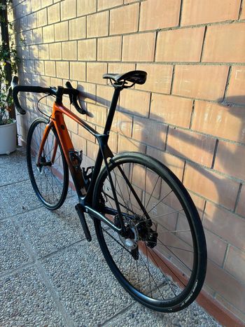 Used Giant TCR Advanced Pro Disc 0 Ultegra Di2 2022 2022 Road & Gravel, Orange — image 16 of 17