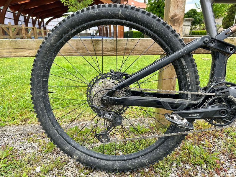 Orbea RISE H10 2022 2022 Mountainbike usato, Grigio chiaro — immagine 3 di 6
