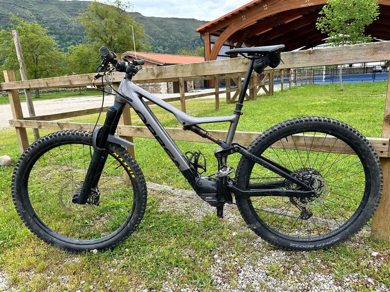 Orbea RISE H10 2022 2022 Mountainbike usato, Grigio chiaro — immagine 2 di 6
