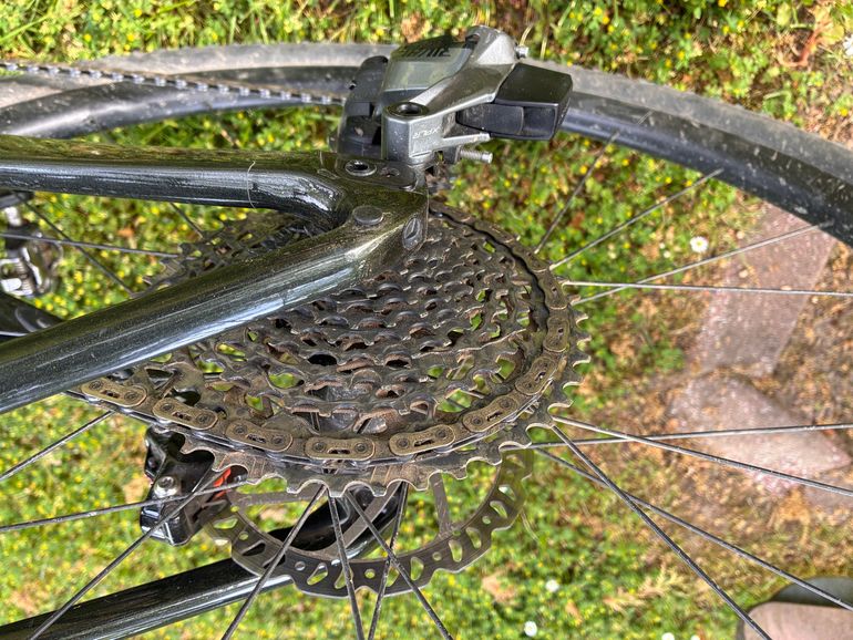 Used Giant Revolt, Advanced 1 2022 2022 Road & Gravel, Green — image 4 of 6