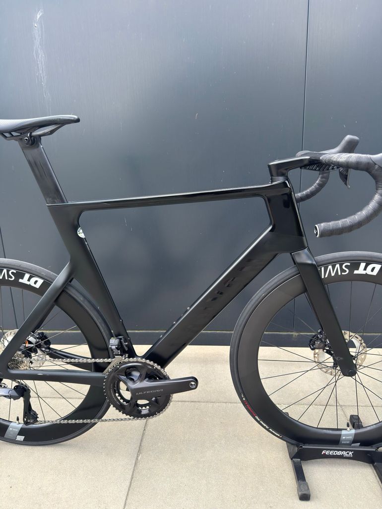 Used Canyon Aeroad CF SLX 8 Di2 2023 2023 Road & Gravel, Black — image 6 of 10