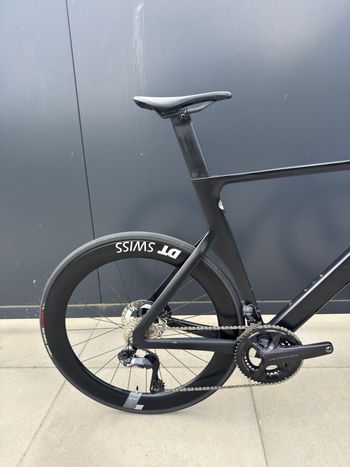 Used Canyon Aeroad CF SLX 8 Di2 2023 2023 Road & Gravel, Black — image 5 of 10