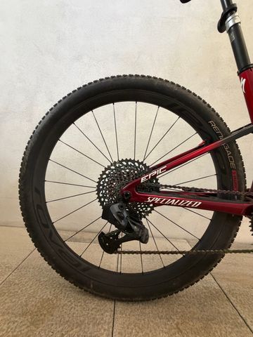 Gebrauchtes Specialized S-Works Epic 2021 2021 Mountainbike, Rot, 29 — Bild 2 von 5
