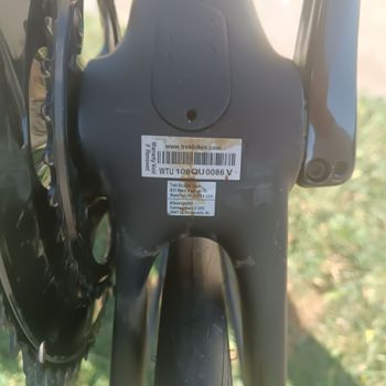 Used Trek Madone SLR 9 Gen 8 2025 2025 Road & Gravel, Black — image 7 of 8