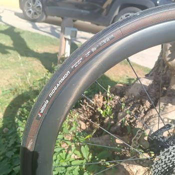 Used Trek Madone SLR 9 Gen 8 2025 2025 Road & Gravel, Black — image 3 of 8