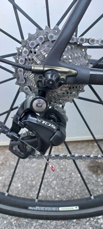 Used Cannondale SuperSix EVO Shimano 105 2018 Road & Gravel — image 6 of 12