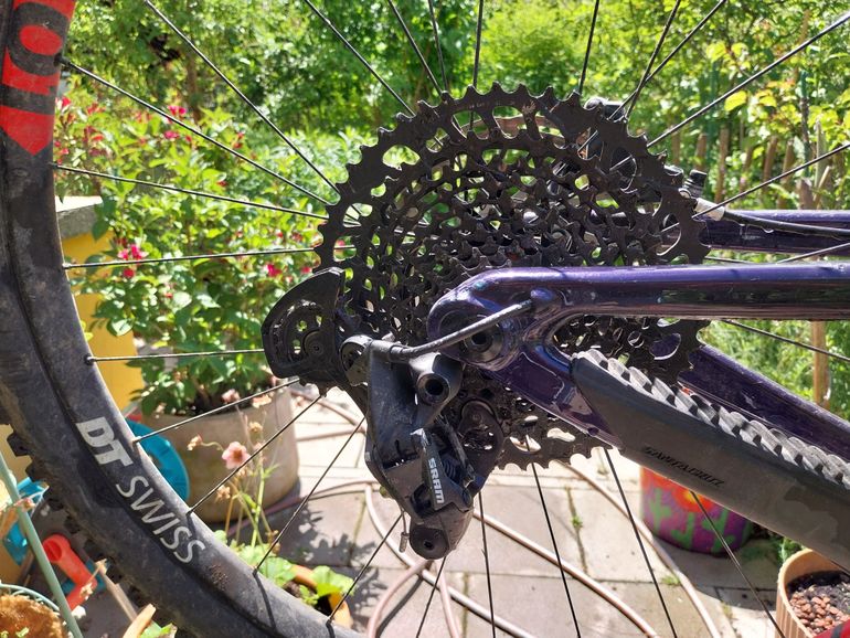 Used Santa Cruz Megatower R / Carbon C / 29 2021 2021 Mountainbike, Purple, 29 — image 3 of 8