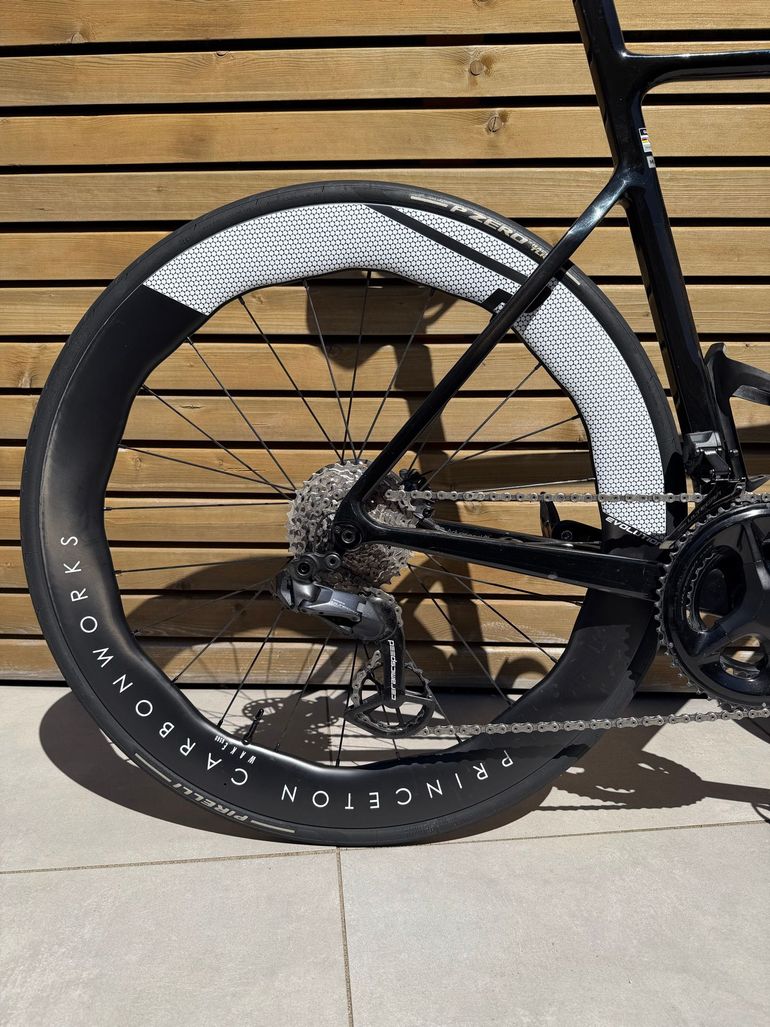 Used Giant Propel Advanced SL 0 2023 2023 Road & Gravel, Black — image 4 of 17