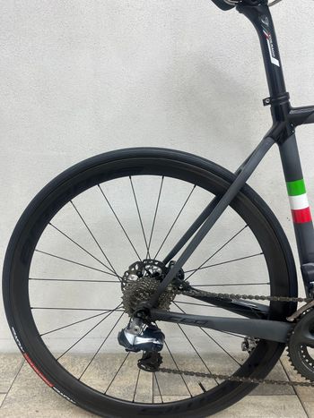 Used Colnago C60 Disc Di2 Durace 2021 Road & Gravel, Black — image 5 of 7