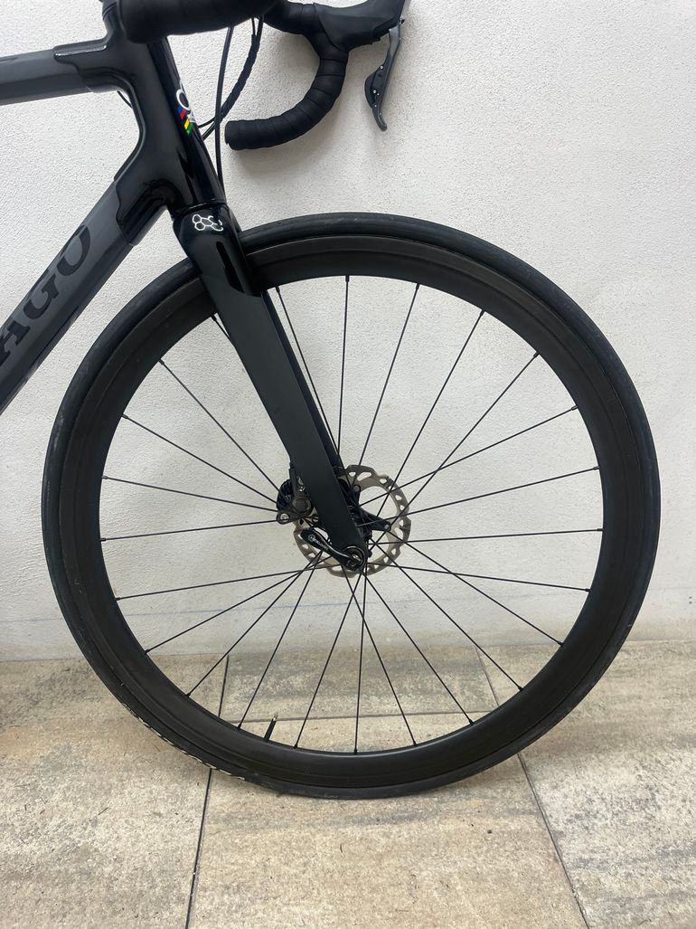 Used Colnago C60 Disc Di2 Durace 2021 Road & Gravel, Black — image 4 of 7