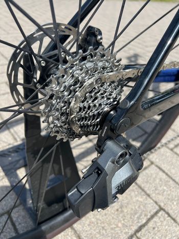 Used Canyon Ultimate CF SL 7 eTap 2023 2023 Road & Gravel — image 6 of 10