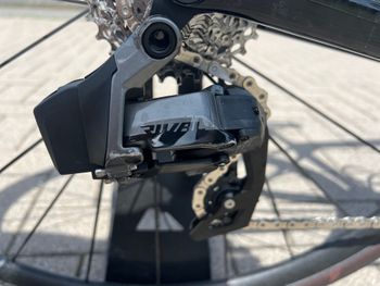 Used Canyon Ultimate CF SL 7 eTap 2023 2023 Road & Gravel — image 10 of 10