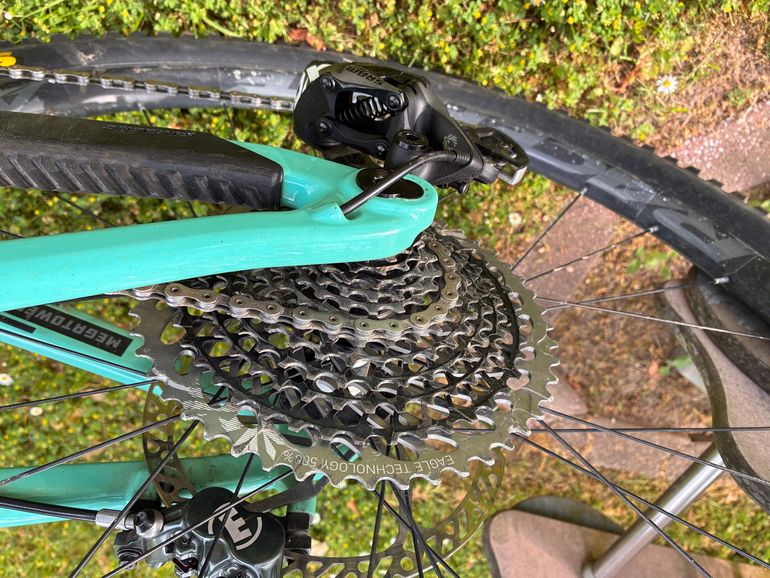 Used Santa Cruz Megatower X01 / Carbon CC / 29 2019 2019 Mountainbike, Green, 29 — image 5 of 9