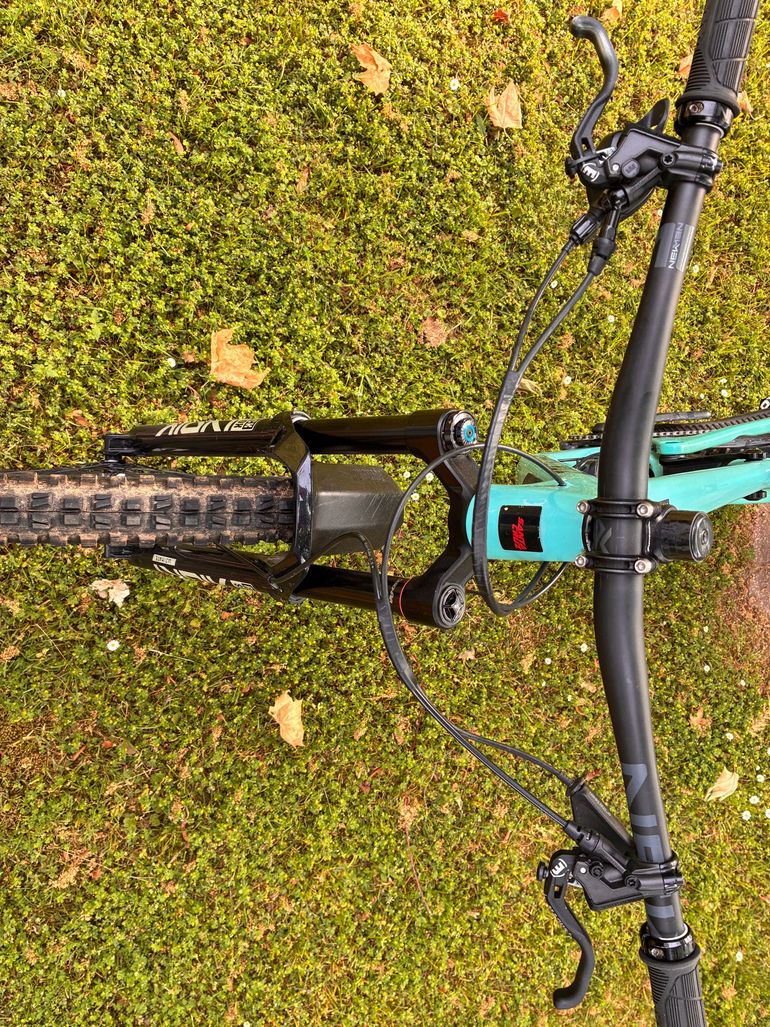 Used Santa Cruz Megatower X01 / Carbon CC / 29 2019 2019 Mountainbike, Green, 29 — image 3 of 9