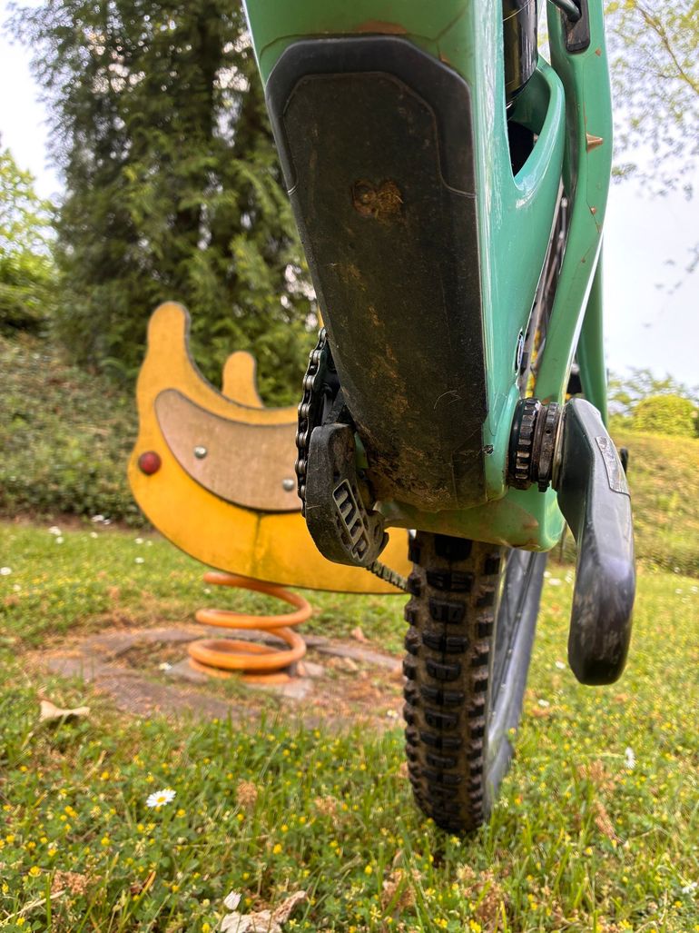 Used Santa Cruz Megatower X01 / Carbon CC / 29 2019 2019 Mountainbike, Green, 29 — image 8 of 9