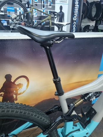 Used Orbea RISE H10 2024 2024 Mountainbike, Light Gray, 29 — image 6 of 13