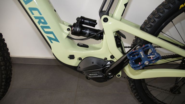 Used Santa Cruz HECKLER GX AXS / Carbon C / MX 2023 2023 Mountainbike, Green, 29, 27.5 — image 6 of 13