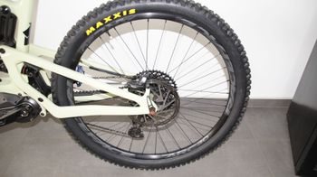 Used Santa Cruz HECKLER GX AXS / Carbon C / MX 2023 2023 Mountainbike, Green, 29, 27.5 — image 5 of 13