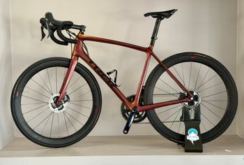 Used Trek Émonda SLR 8 Disc 2019 2019 Road & Gravel, Purple — image 4 of 18