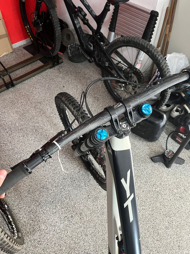 Used yt tues Cf Pro 2018 Mountainbike, Black — image 6 of 8