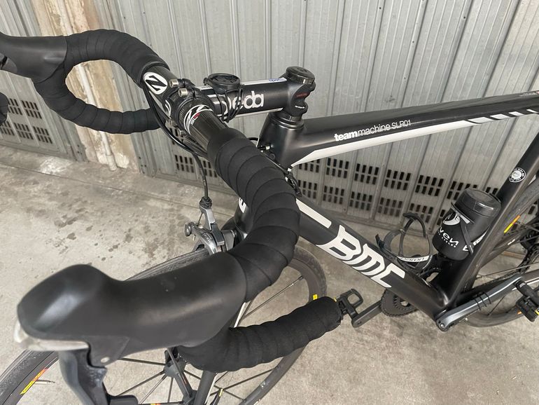 Used BMC Teammachine SLR01 TEAM 2018 2018 Road & Gravel, Black — image 7 of 11