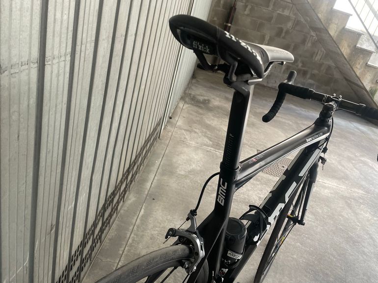 Used BMC Teammachine SLR01 TEAM 2018 2018 Road & Gravel, Black — image 4 of 11