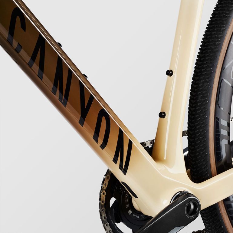 Used Canyon Grail CF SLX 9 eTap 2023 2023 Road & Gravel, Black — image 3 of 3