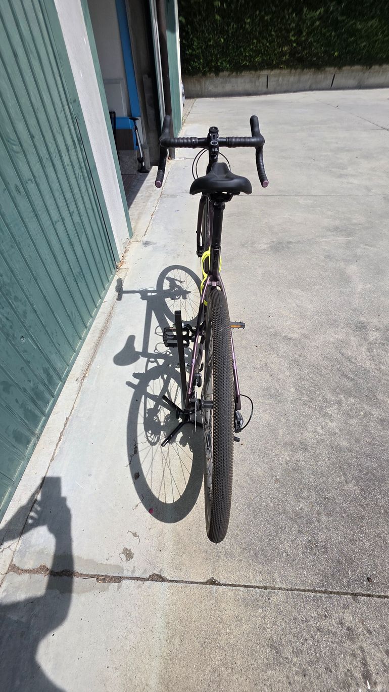 Used CUBE NUROAD, RACE 2025 2025 Road & Gravel, Orange — image 5 of 9