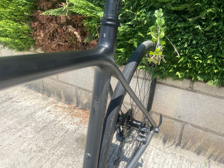 Used Scott Addict 10 disc carbon 2021 2021 Road & Gravel, Black — image 13 of 14