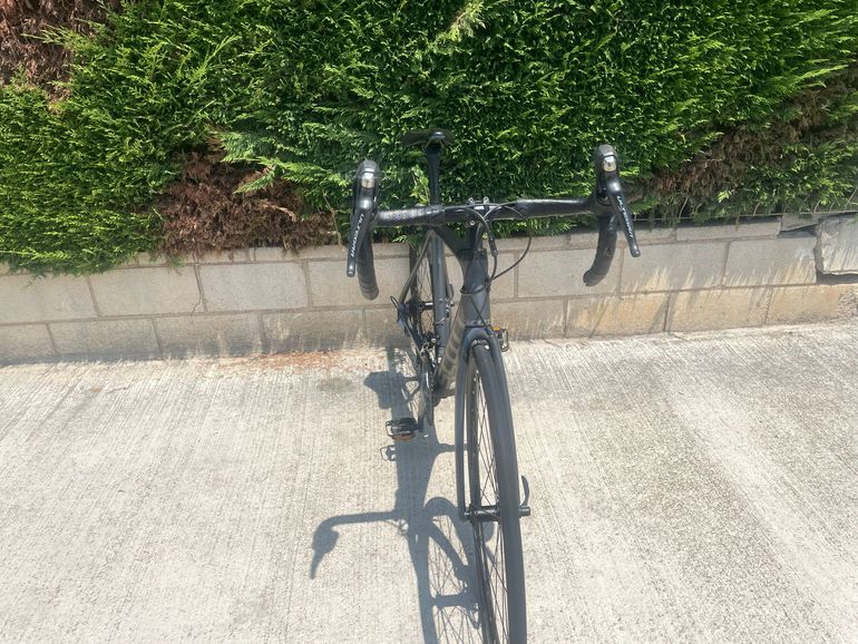 Used Scott Addict 10 disc carbon 2021 2021 Road & Gravel, Black — image 11 of 14