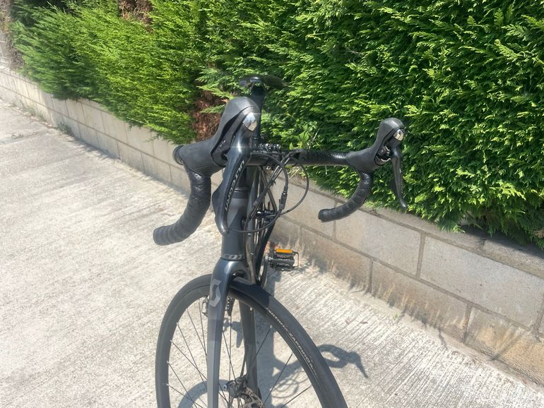 Used Scott Addict 10 disc carbon 2021 2021 Road & Gravel, Black — image 7 of 14